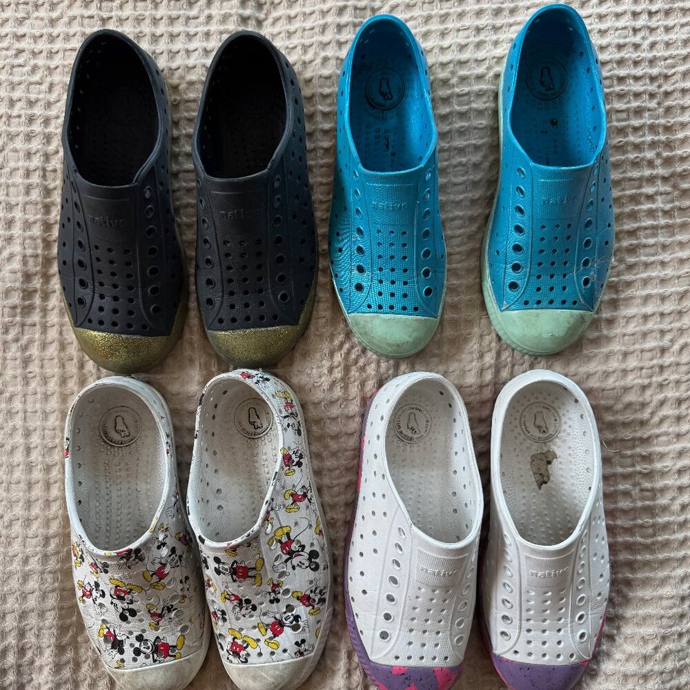 4 pairs of Kid's Native Shoes size C13 style Jefferson